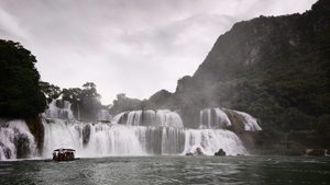 Cao Bang Loop Tour 3 Days 2 Nights from Hanoi